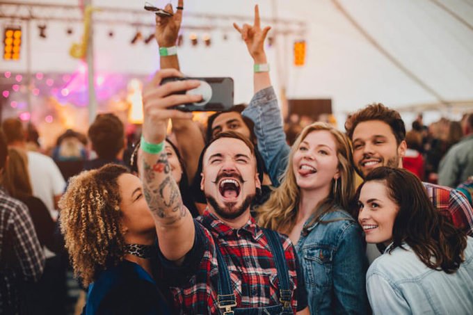 como divulgar sua marca em uma estratégia com influenciadores